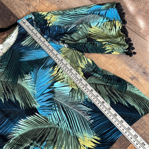 CUPIO Palm Print Boho top (L) - Picture 7 of 8